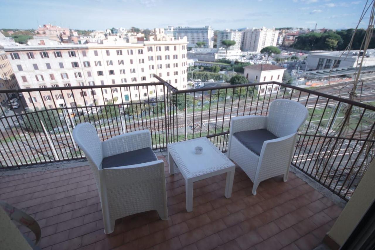 Marco Aurelio Bed & Breakfast Rome Bagian luar foto